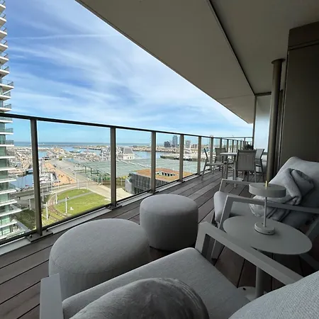 Cloud9 Sky Dist - Lux Large Terrace, Marina & Sea View In Center 아파트