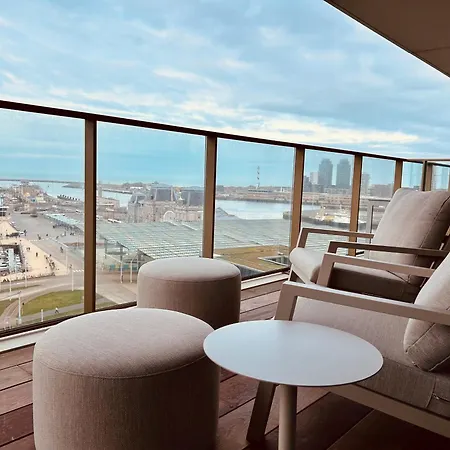 Cloud9 Sky Dist - Lux Large Terrace, Marina & Sea View In Center 아파트 오스텐드